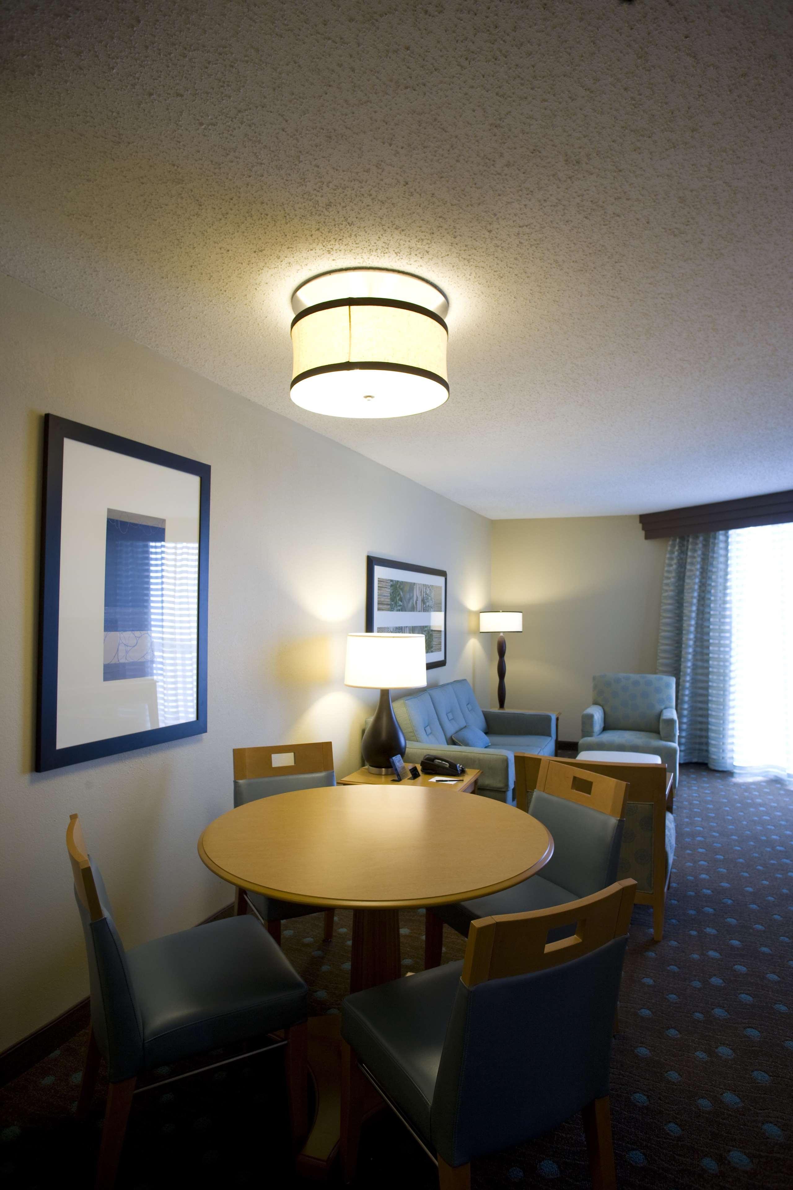 Embassy Suites By Hilton Myrtle Beach Oceanfront Resort Briarcliffe Acres Номер фото